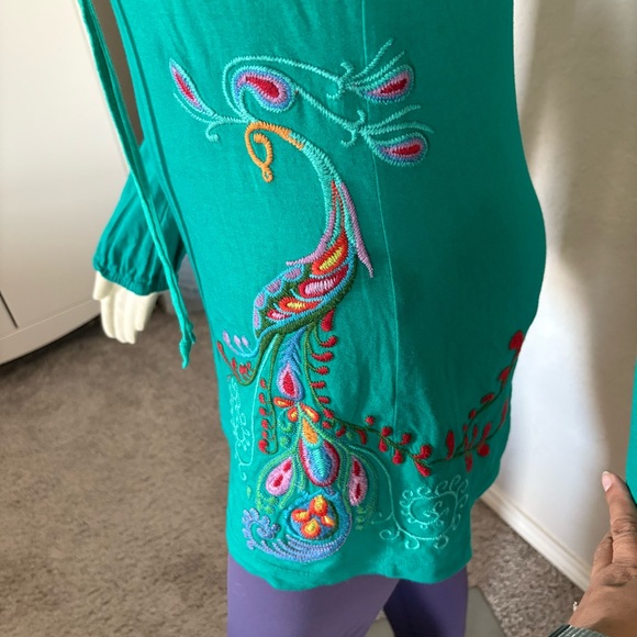 Johnny Was JWLA Womens Tunic Top Size Small Embroidered Boho Peacock - Picture 7 of 16